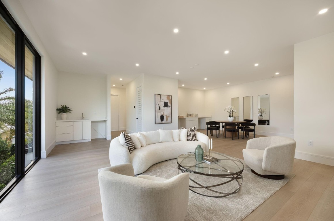 Coral Ridge 21-50 B - Residential