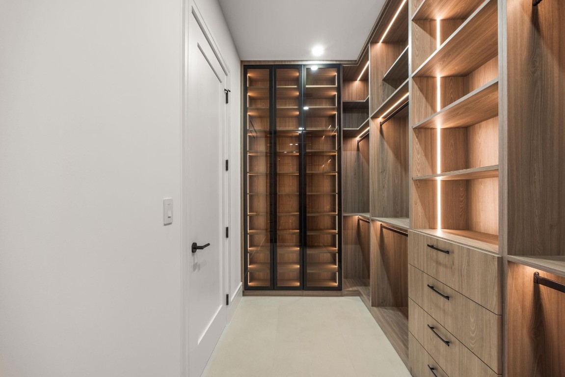 Coral Ridge 21-50 B - Residential