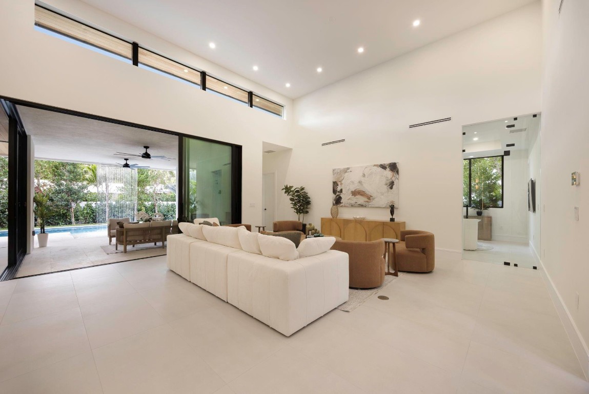 Coral Ridge 21-50 B - Residential