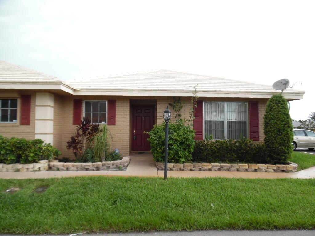 Photo of 1441 SW 26th Avenue Ave #E, Boynton Beach, FL 33426 (MLS # R10745032)