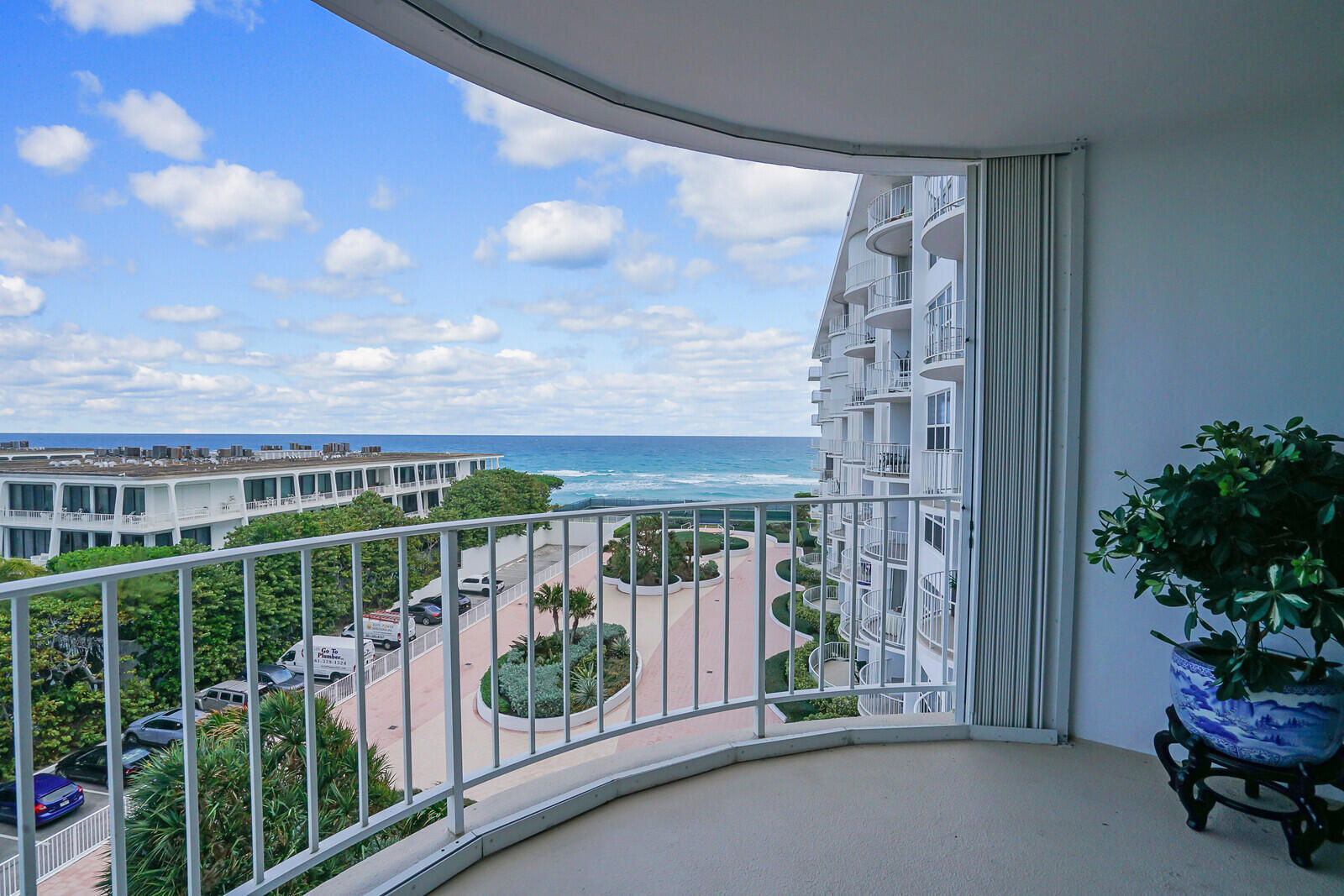 TWENTY TWO NINETY FIVE SOUTH OCEAN BLVD - Residential Lease