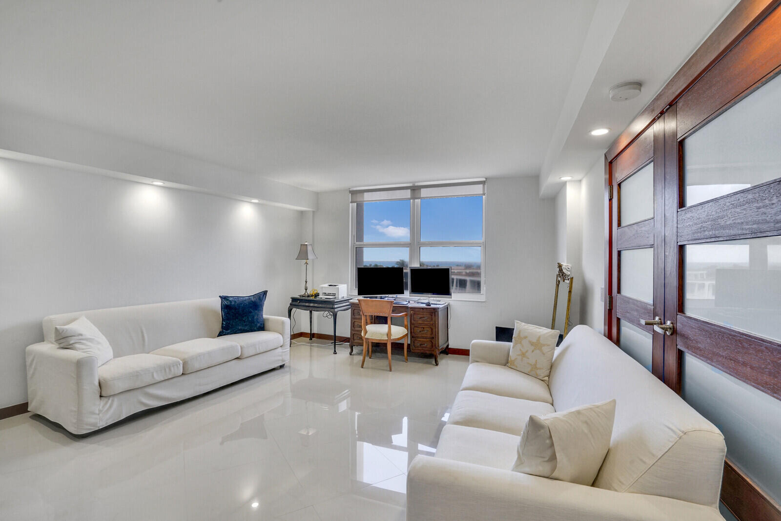 TWENTY TWO NINETY FIVE SOUTH OCEAN BLVD - Residential Lease