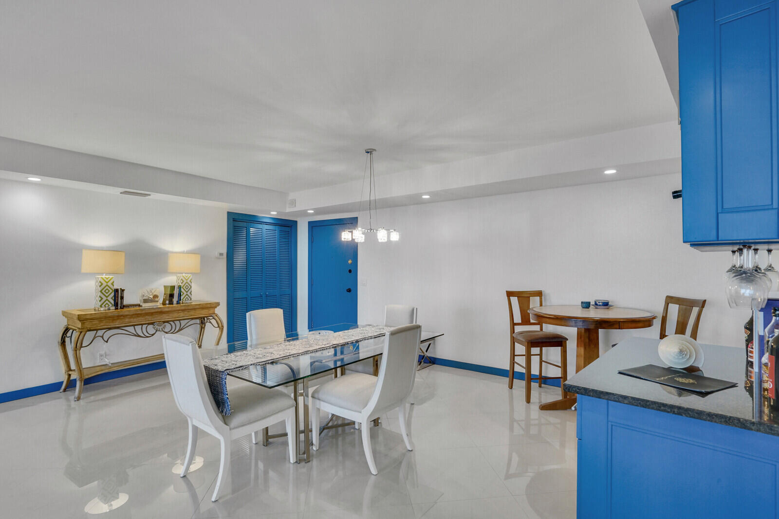 TWENTY TWO NINETY FIVE SOUTH OCEAN BLVD - Residential Lease