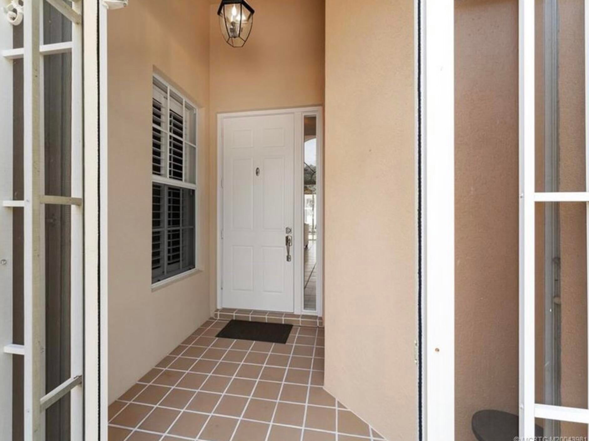 9400 SW Wedgewood Lane, Stuart, FL, 34997/$619,000 2 9400 SW Wedgewood Lane