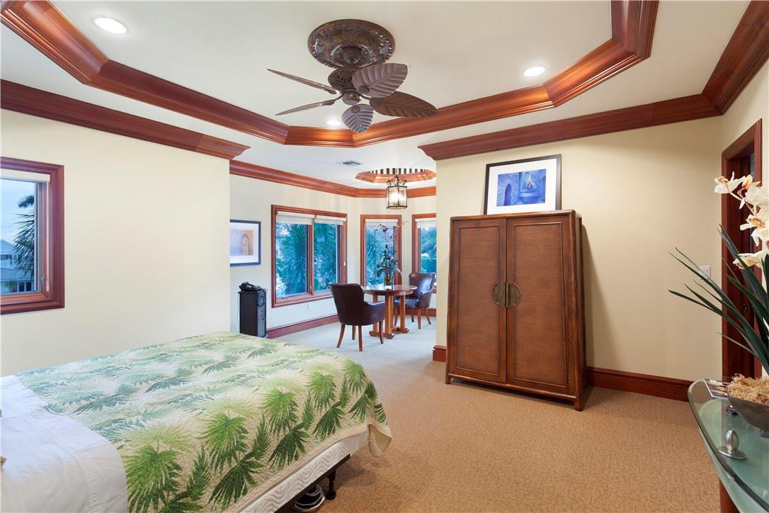 LIGHTHOUSE POINT - Residential