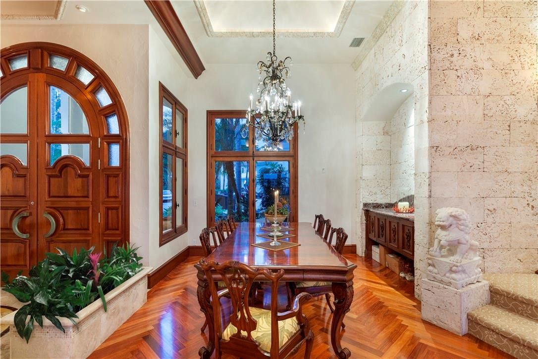 LIGHTHOUSE POINT - Residential