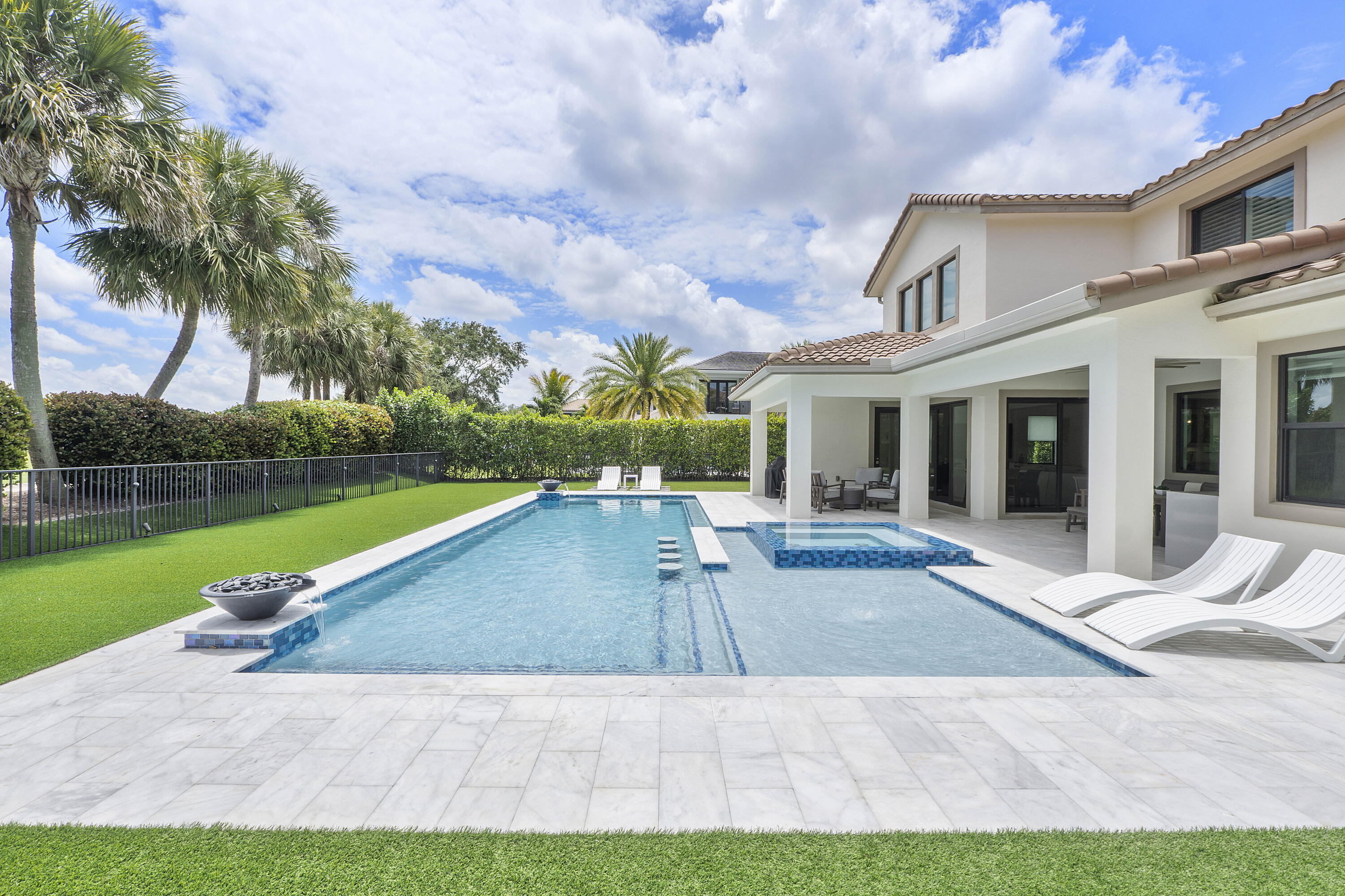 PARKLAND GOLF & COUNTRY CLUB - Residential