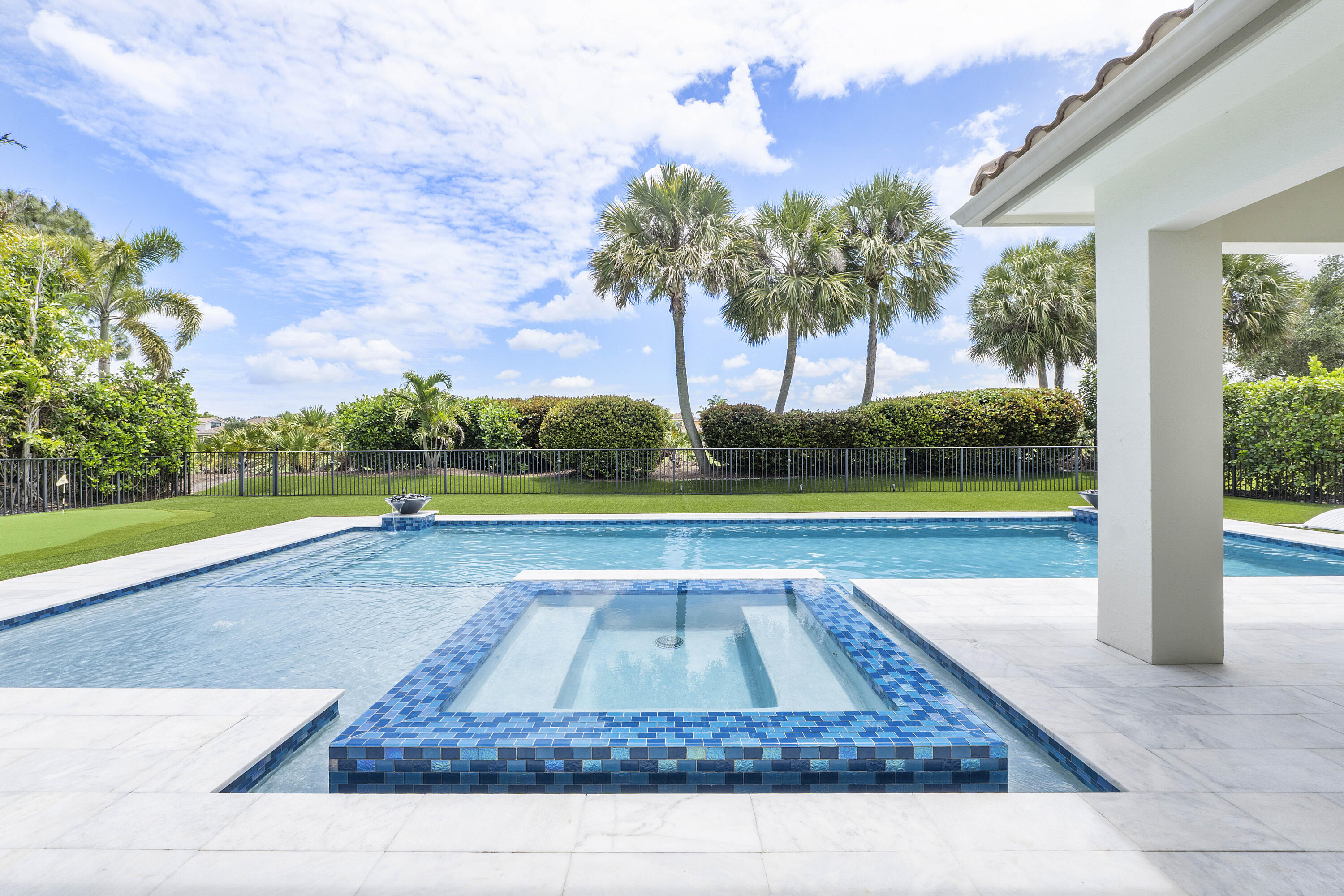 PARKLAND GOLF & COUNTRY CLUB - Residential