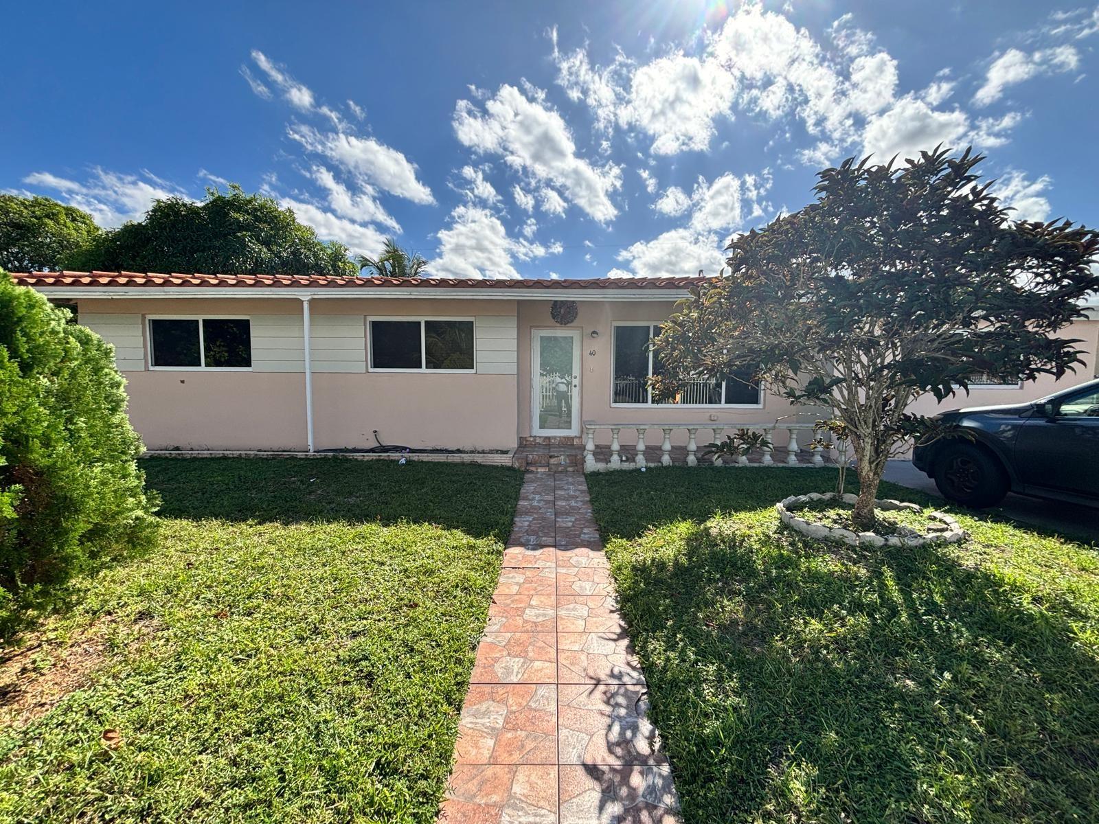 SIERRA 1ST ADDN - Residential