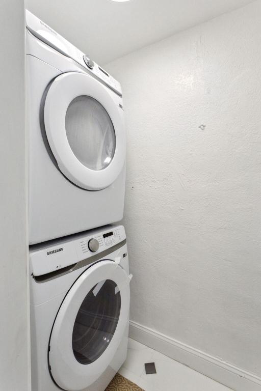 LAUDERDALE MANORS AMEN RESUB - Residential