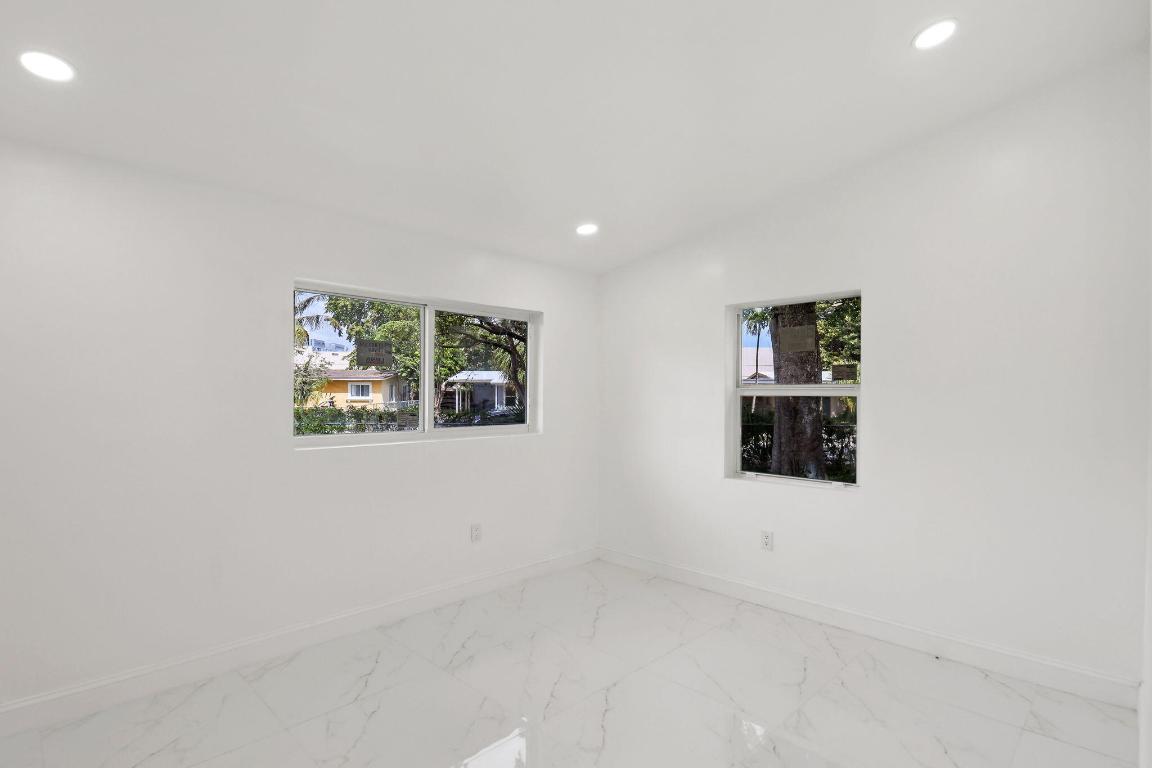 LAUDERDALE MANORS AMEN RESUB - Residential