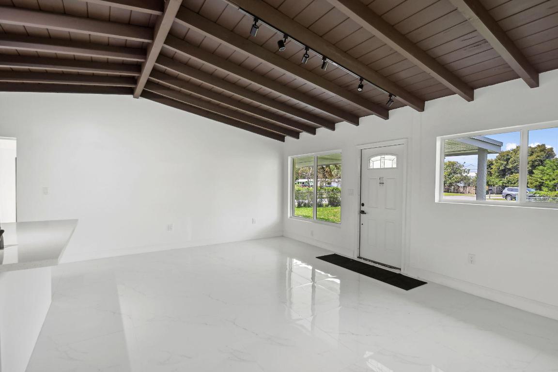 LAUDERDALE MANORS AMEN RESUB - Residential