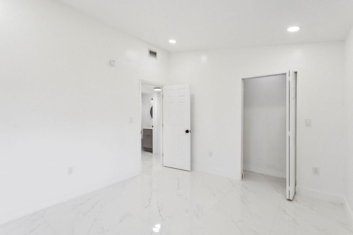 LAUDERDALE MANORS AMEN RESUB - Residential