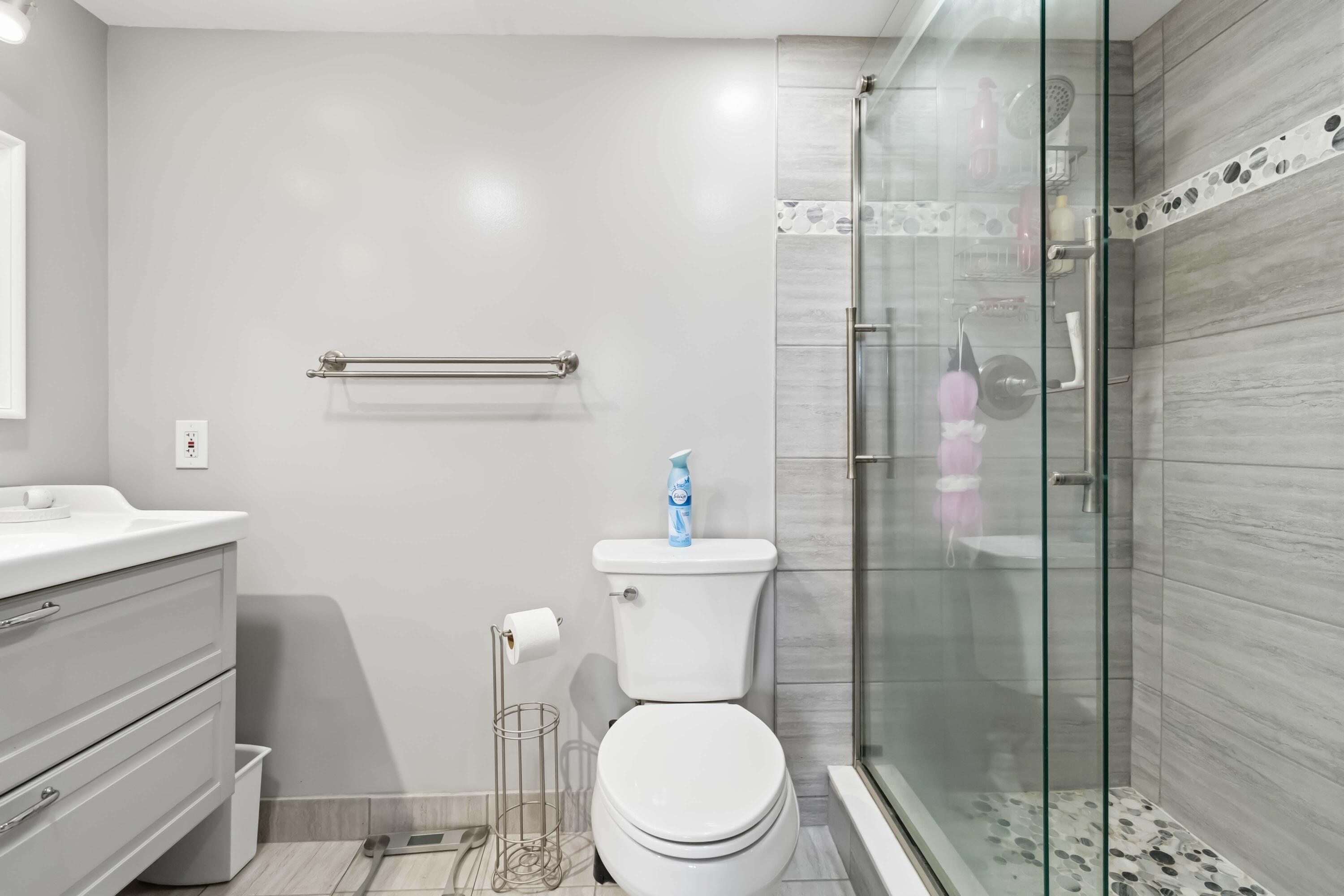 MEADOWBROOK LAKES CONDO - Residential