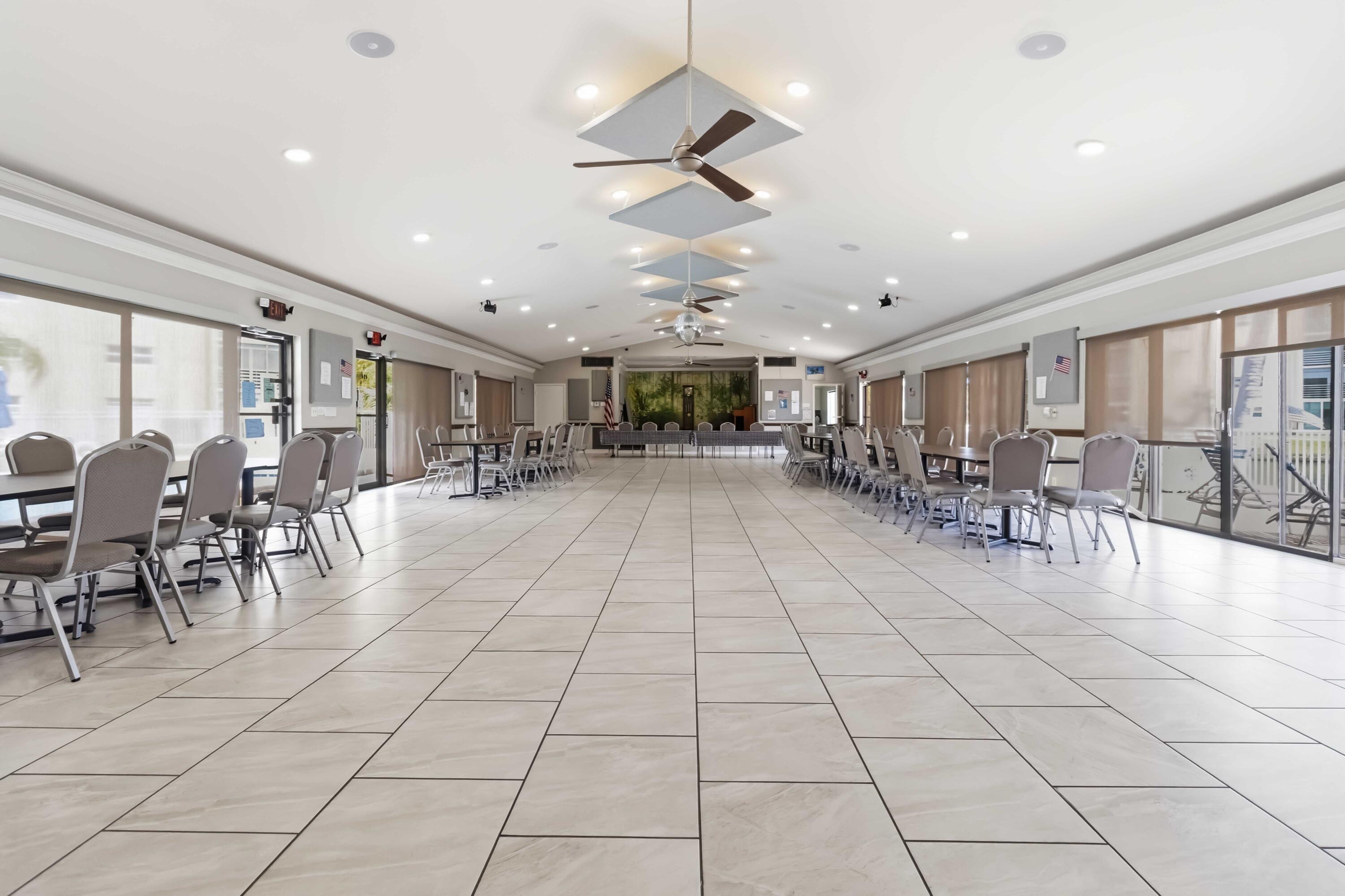 MEADOWBROOK LAKES CONDO - Residential