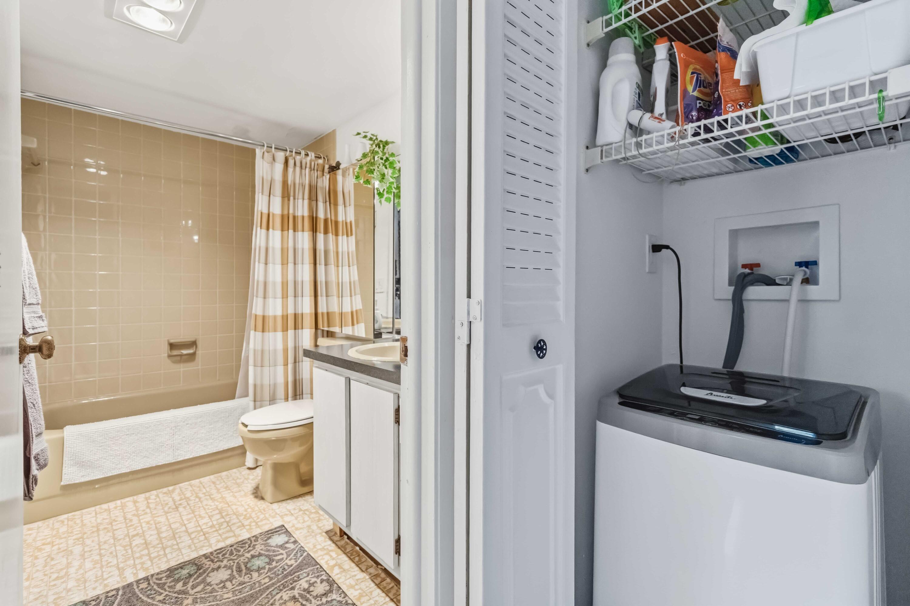 MEADOWBROOK LAKES CONDO - Residential