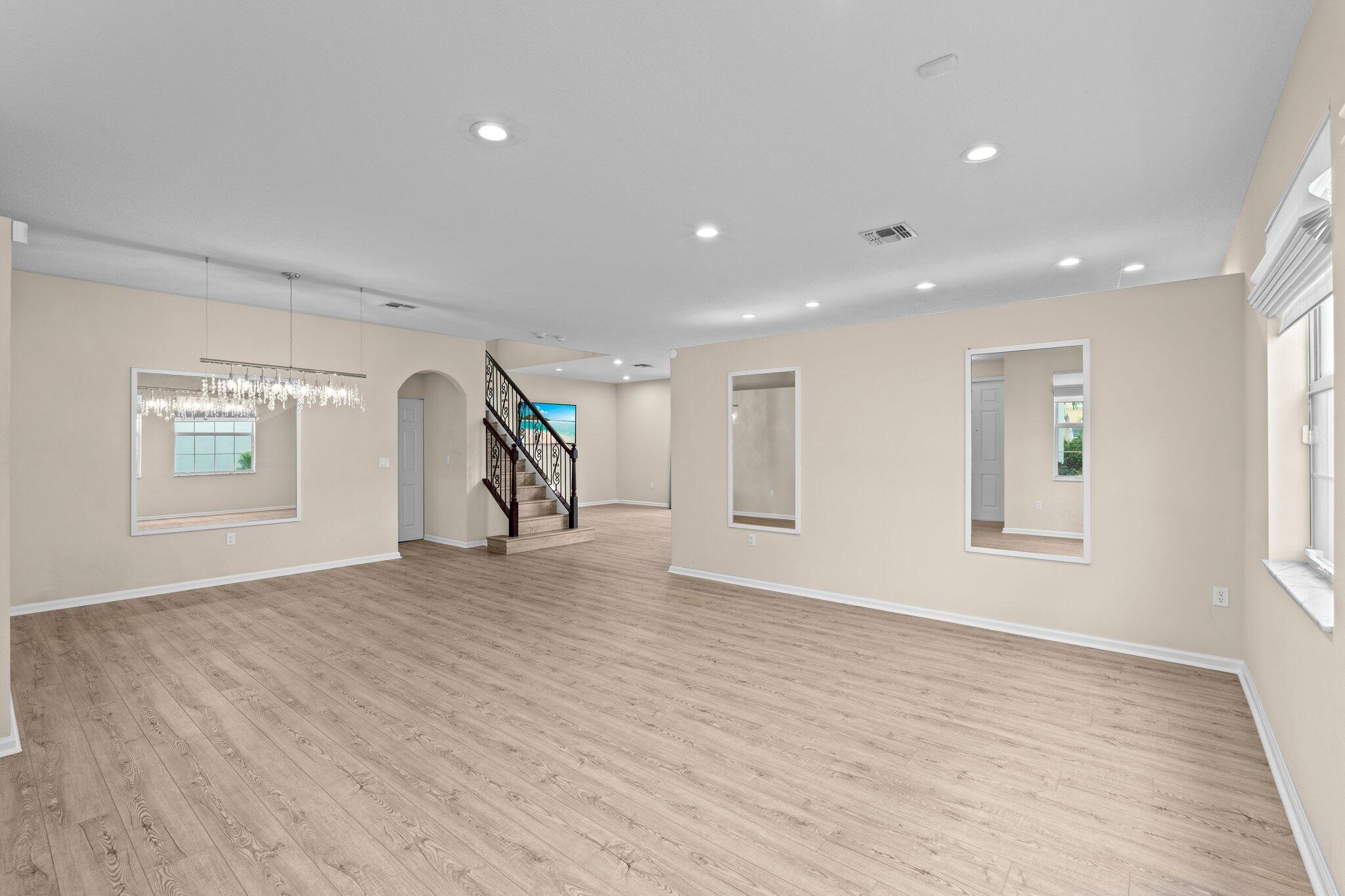 9226 Dupont Place