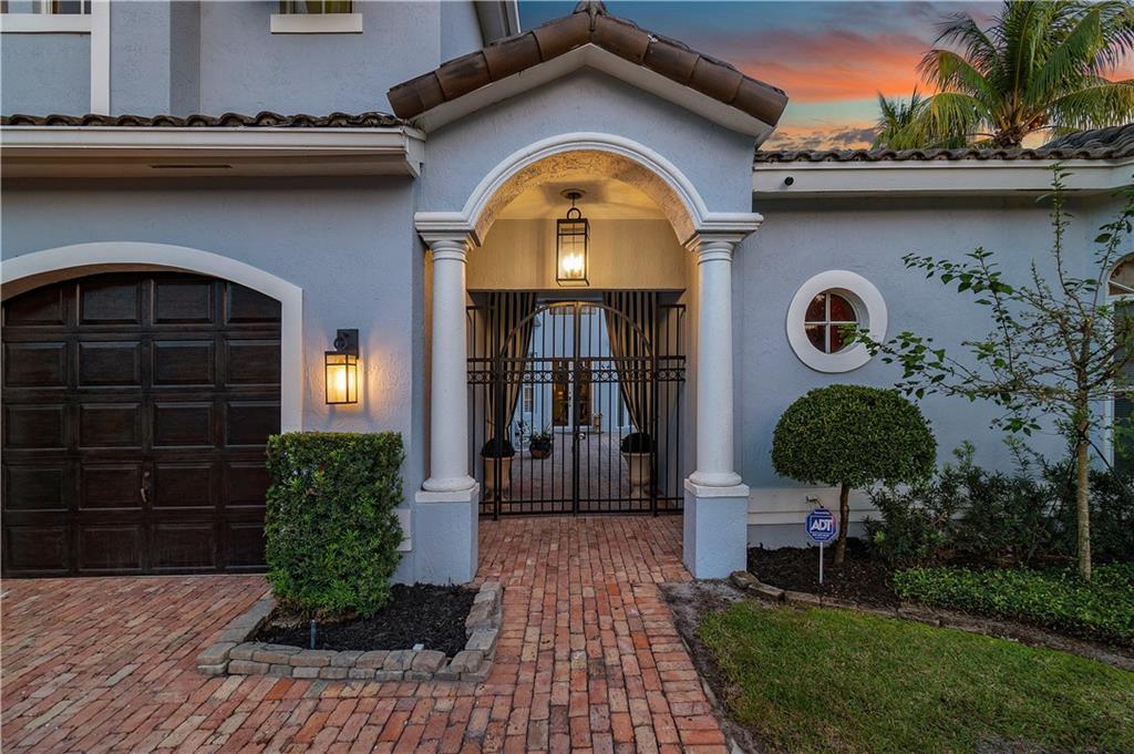 Royal Palm Forest - Residential