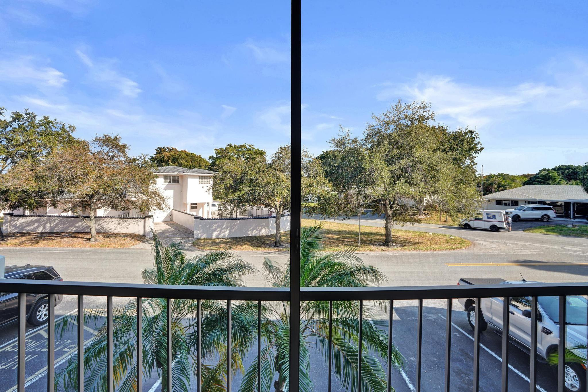 CORAL RIDGE EAST - Residential