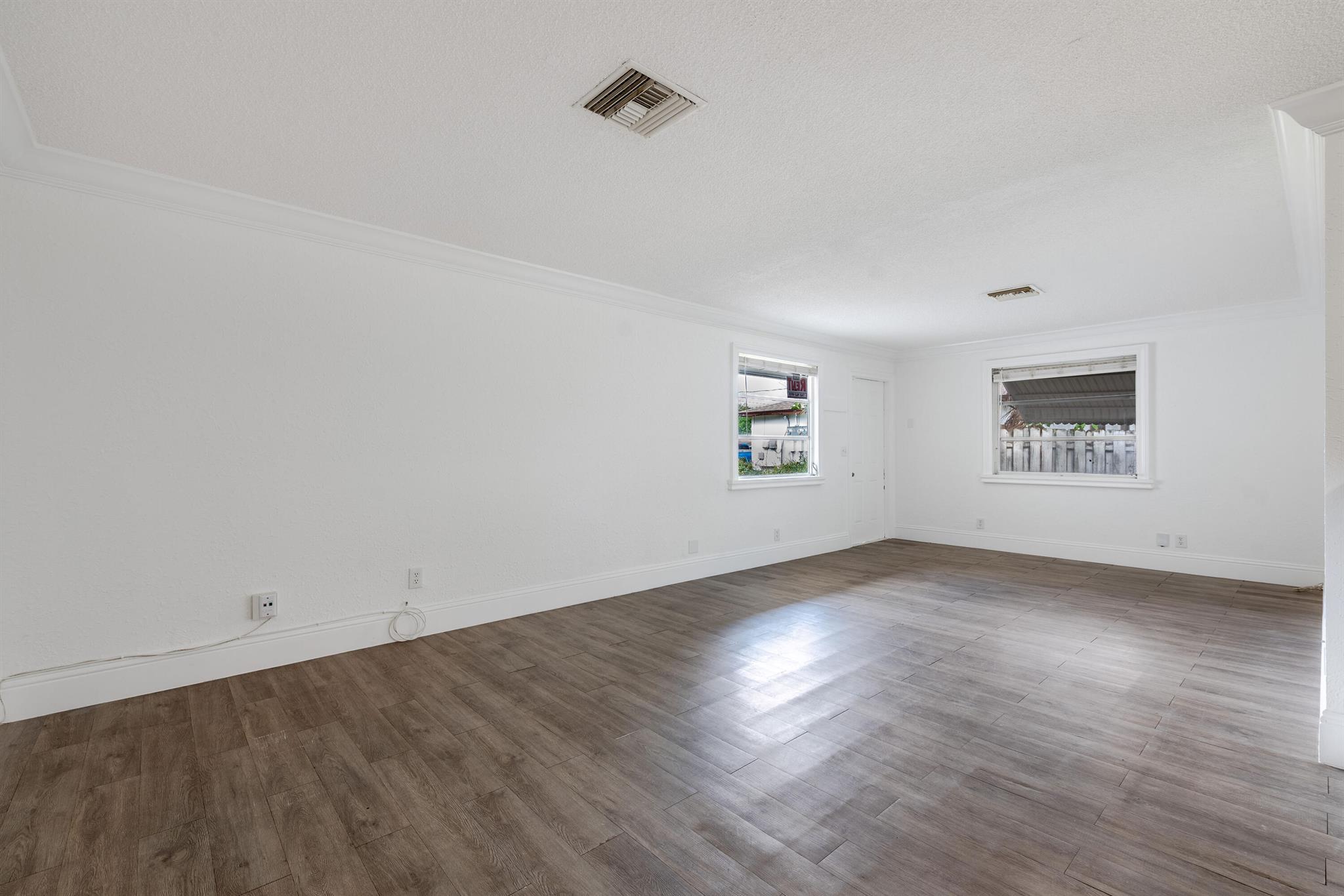 GUETHLE SUB UNREC ON AM-7 - Residential Lease