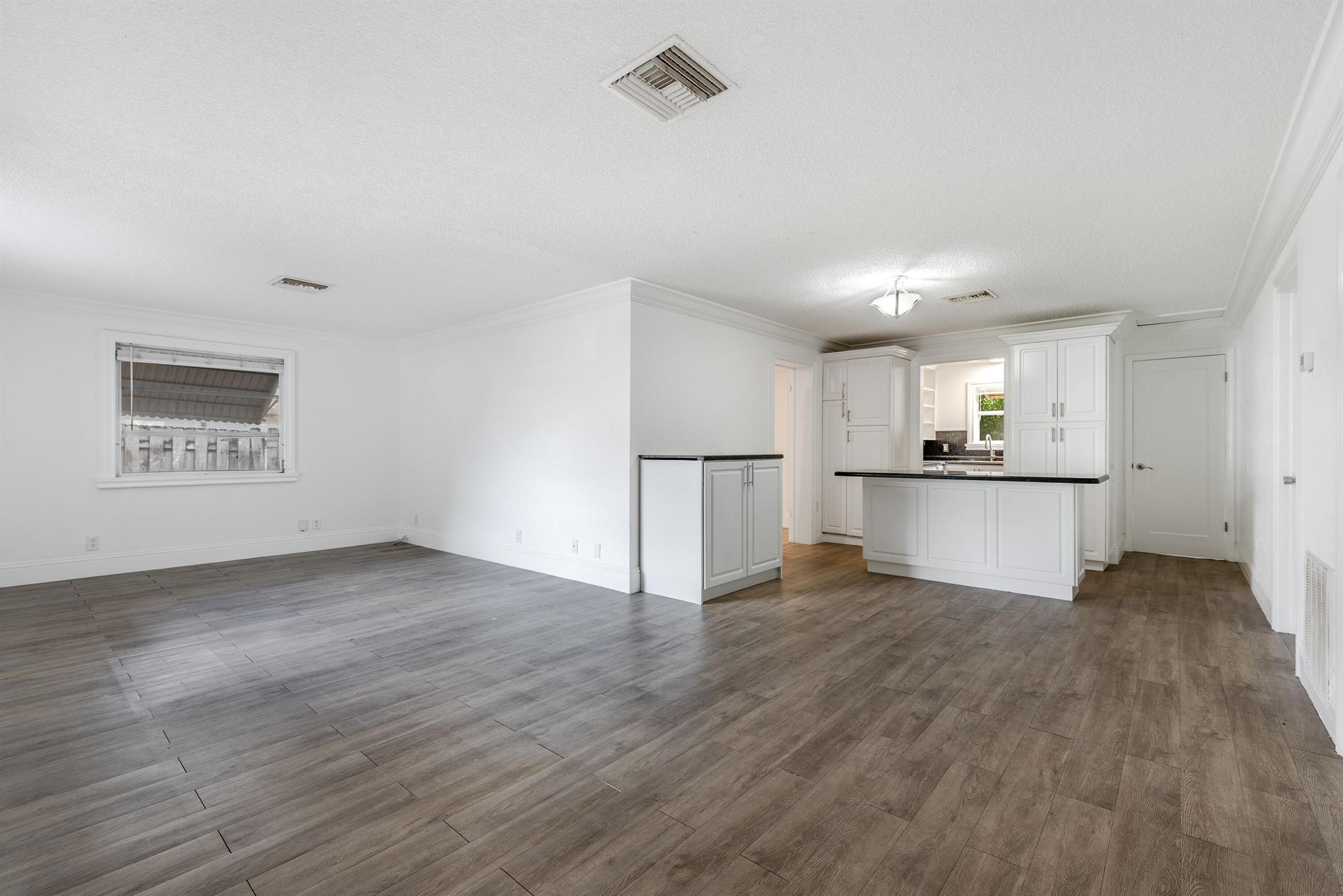 GUETHLE SUB UNREC ON AM-7 - Residential Lease