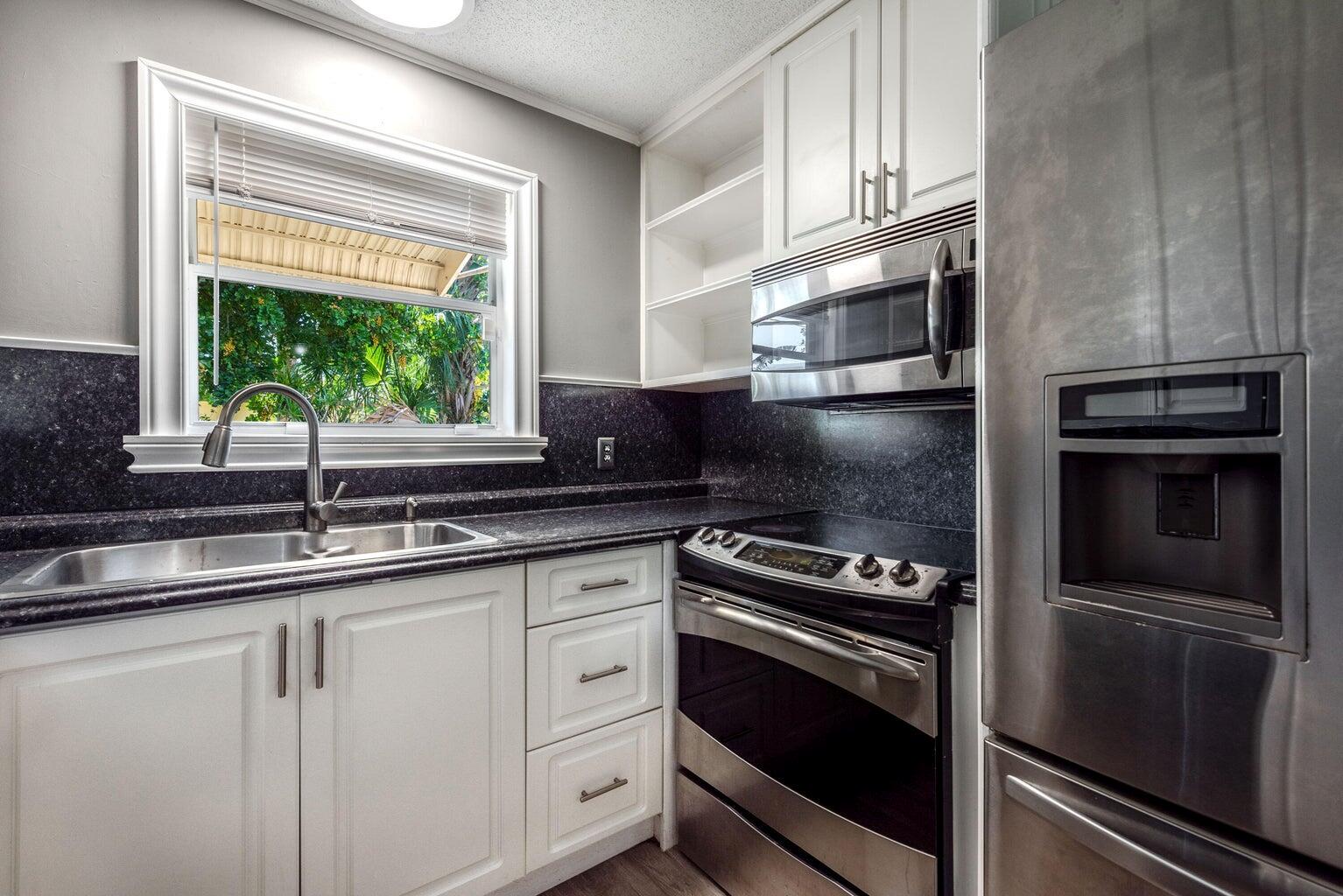 GUETHLE SUB UNREC ON AM-7 - Residential Lease