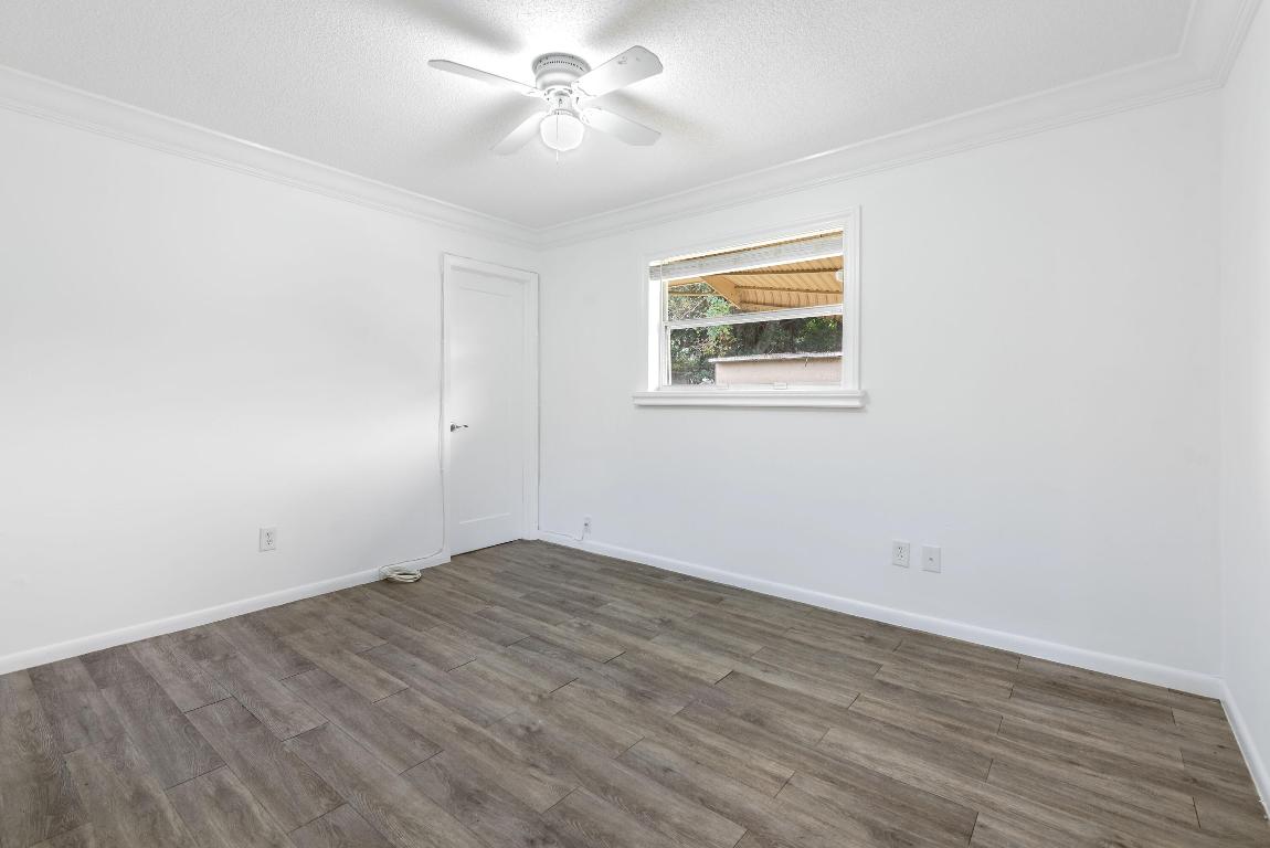 GUETHLE SUB UNREC ON AM-72 - Residential Lease