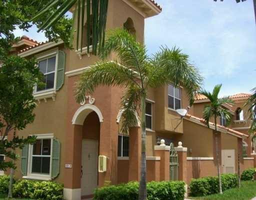 VILLAS AT HARBOR ISLES - Residential Lease