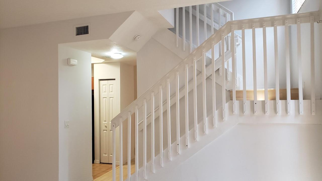 VILLAS AT HARBOR ISLES - Residential Lease