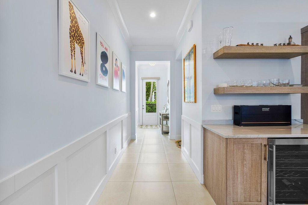 Photo of 1135 Kingston Lane, Delray Beach, FL 33483 (MLS # R10975830)