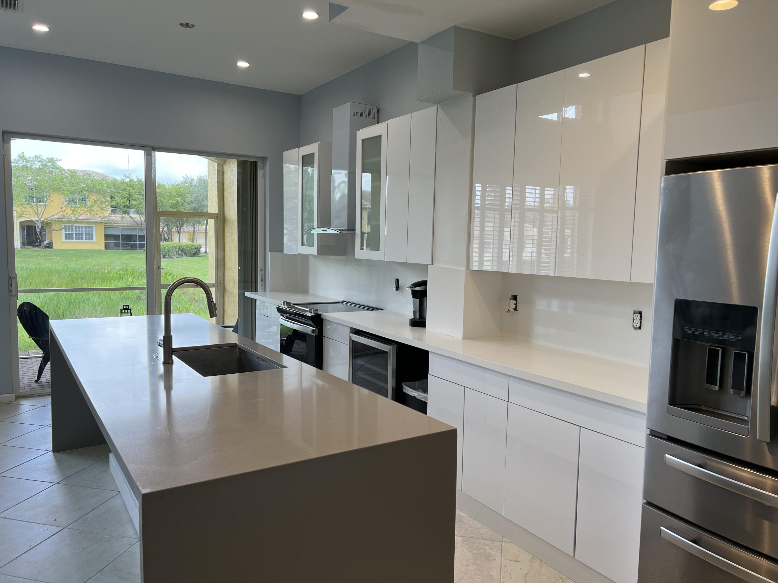 BELLA VERDE CONDO - Residential