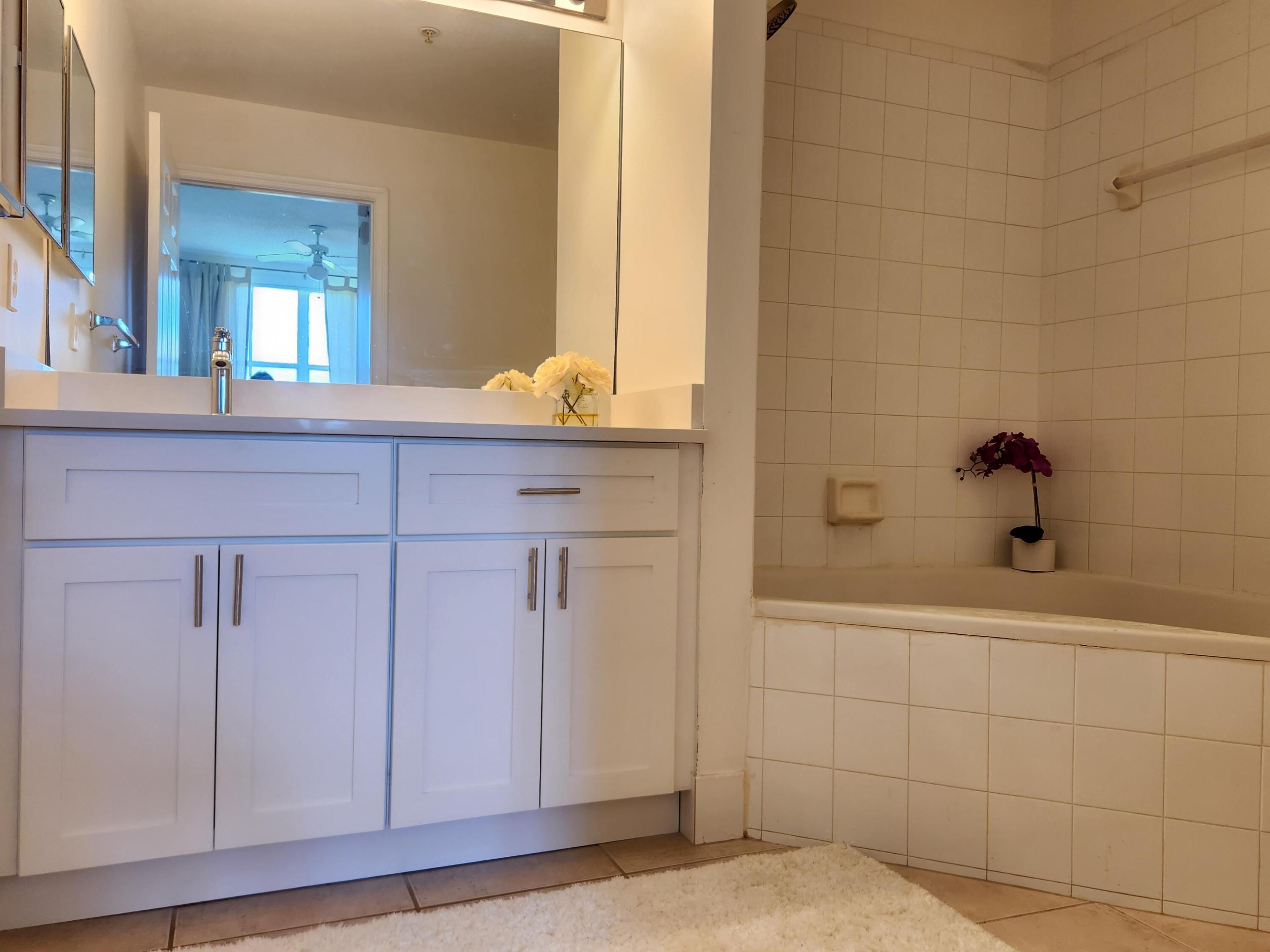 Properties 2060 Greenview Shores Boulevard 305