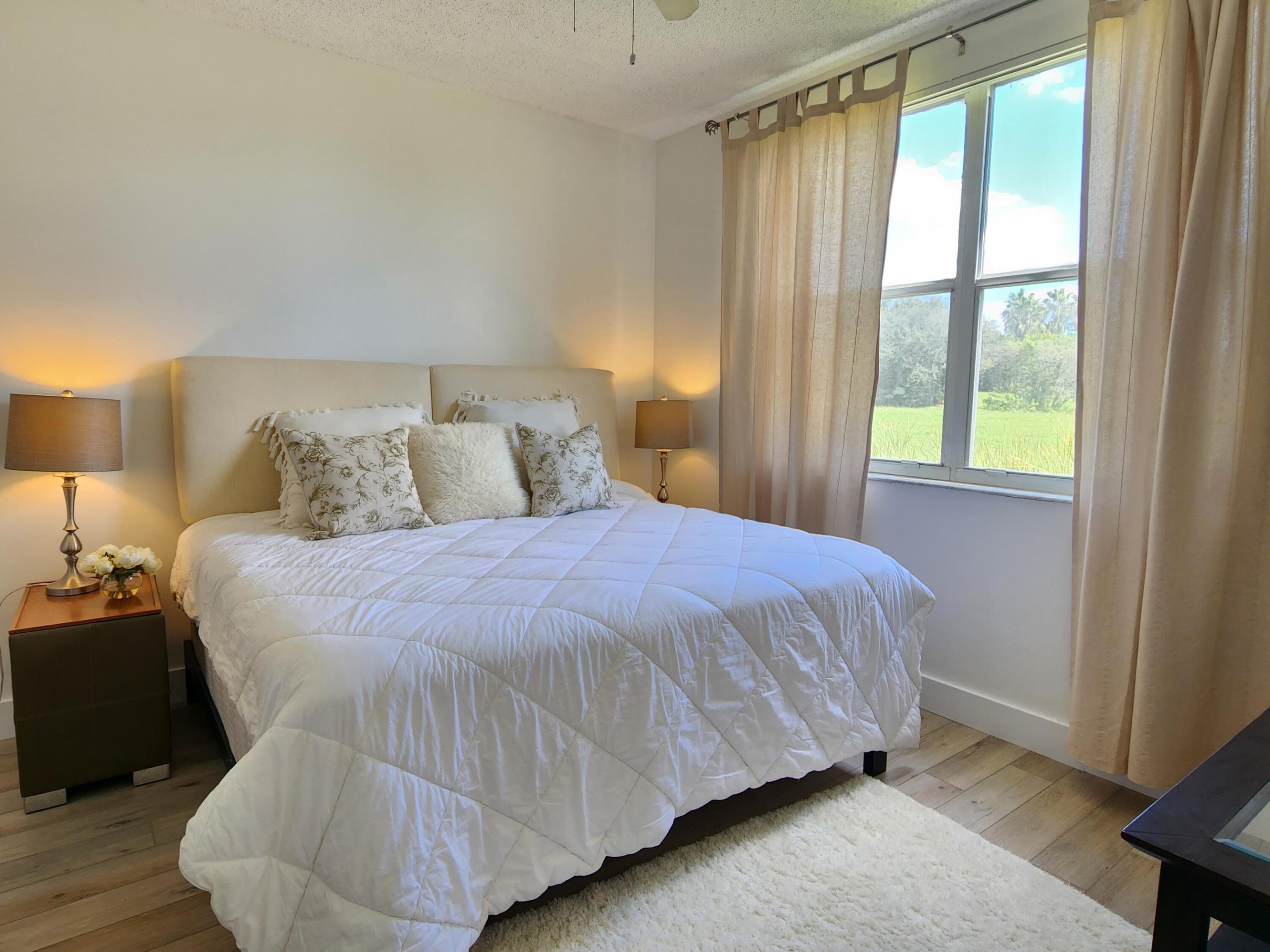 Properties 2060 Greenview Shores Boulevard 305