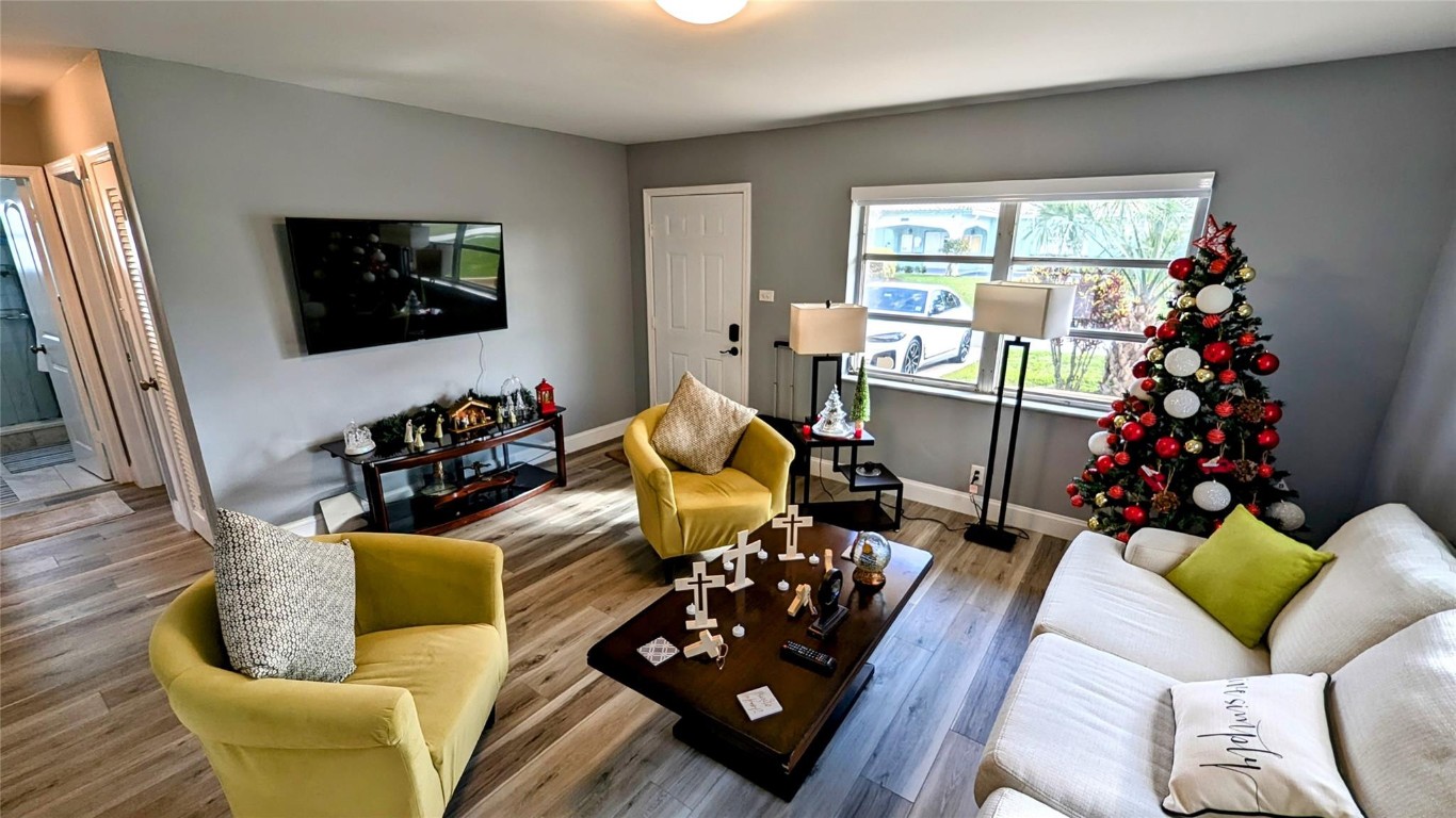 MAINLANDS OF TAMARAC LAKE - Residential