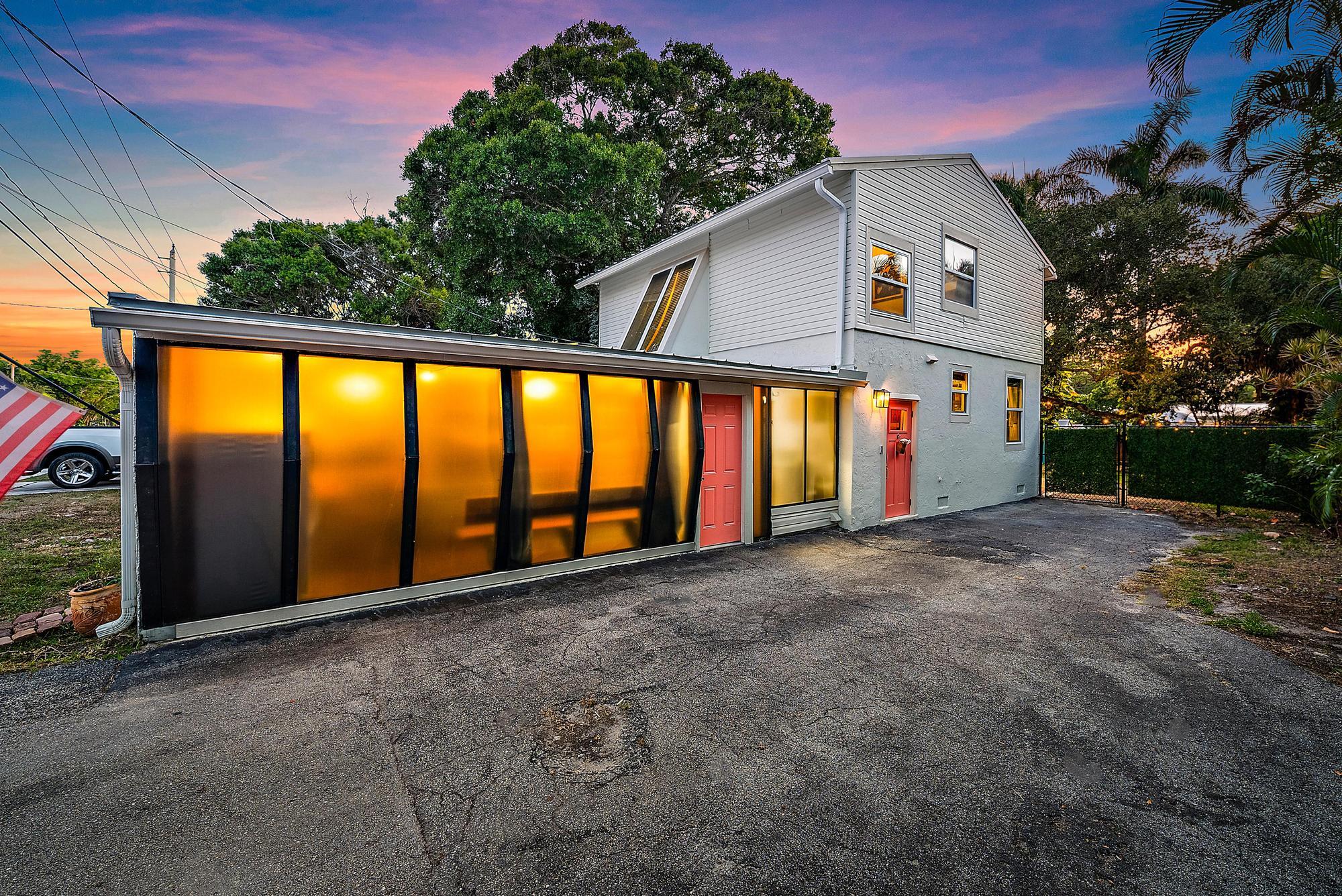 PINE GARDENS - Residential