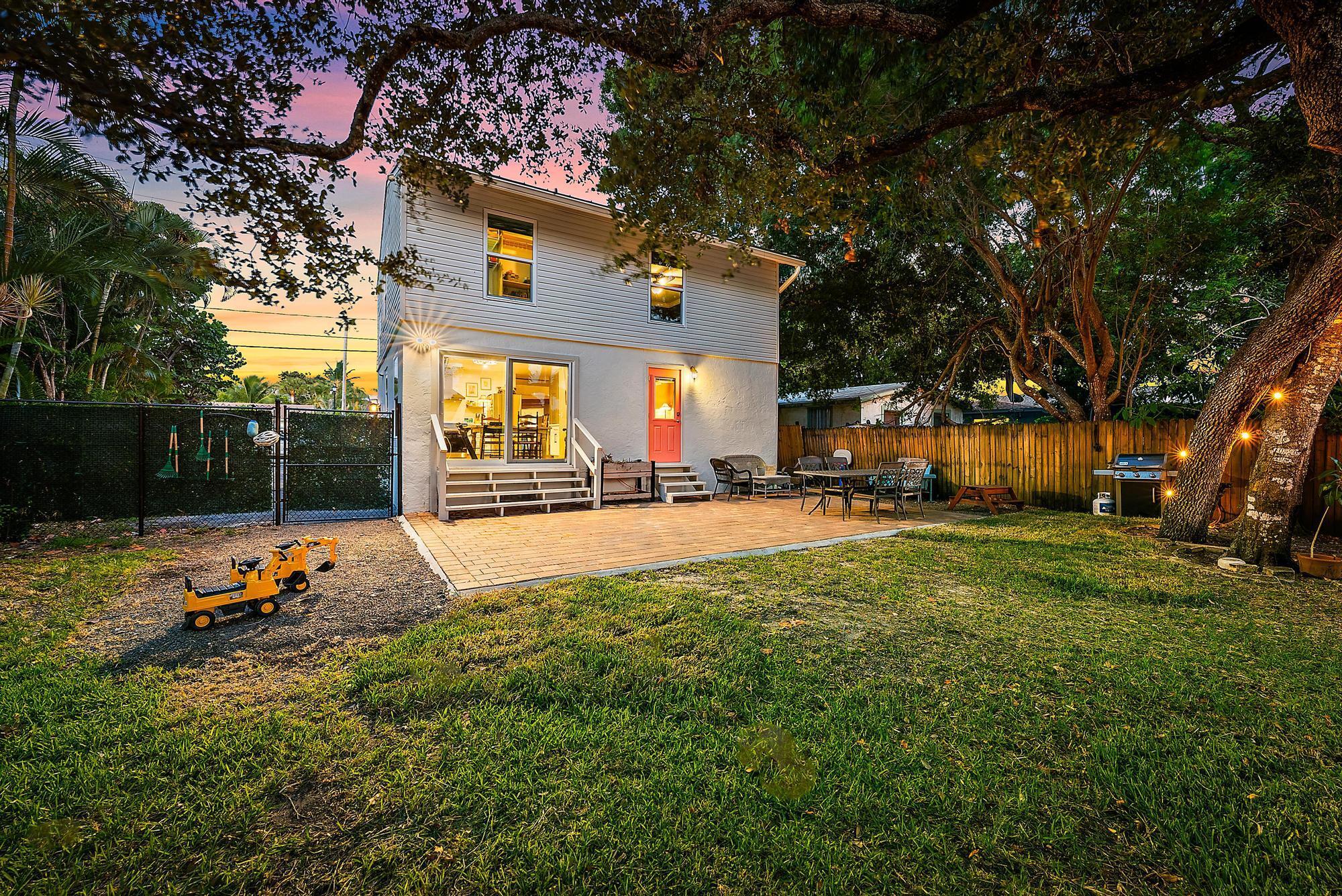 502 N Loxahatchee Drive A