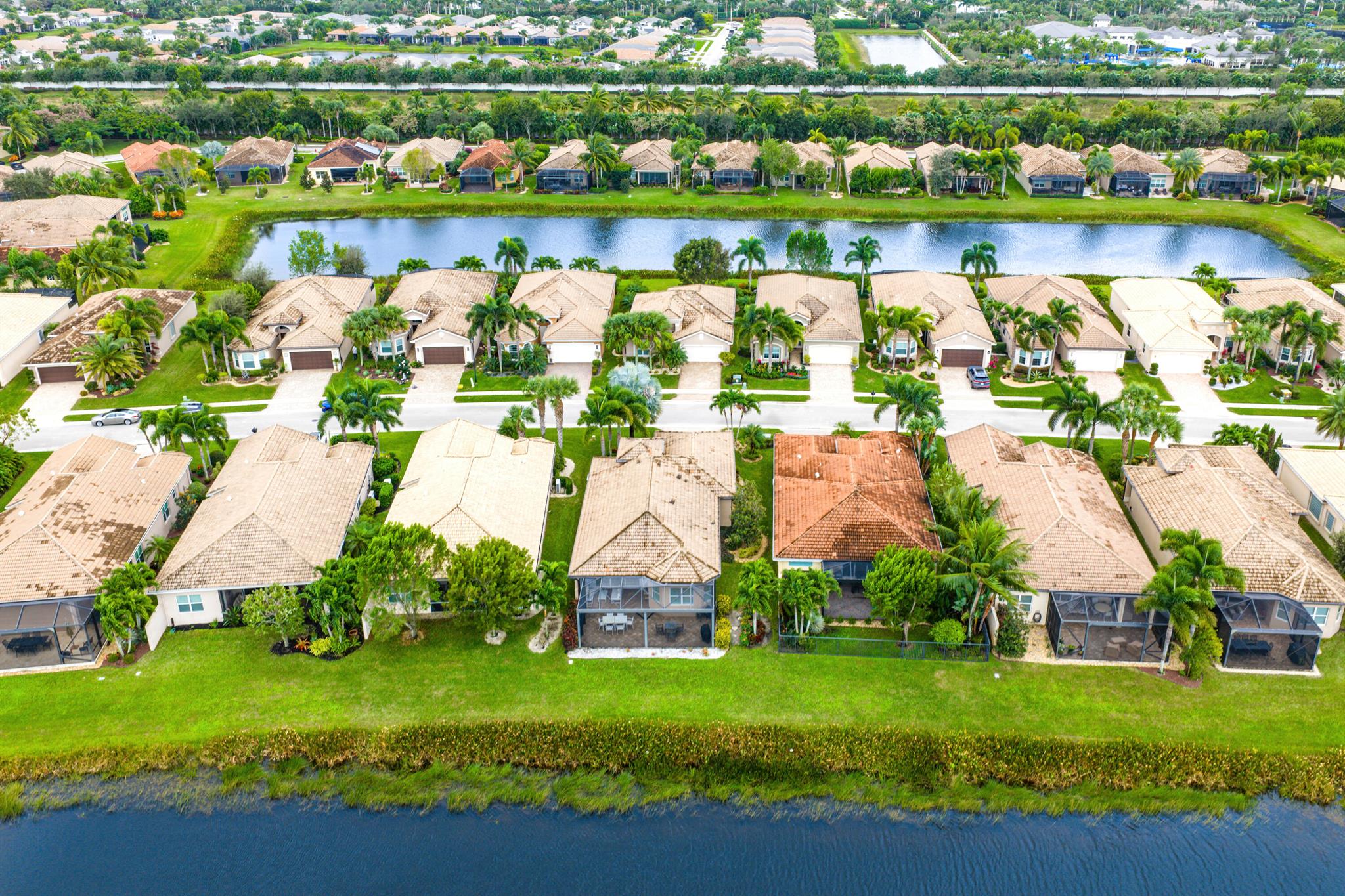 Valencia Cove - Residential