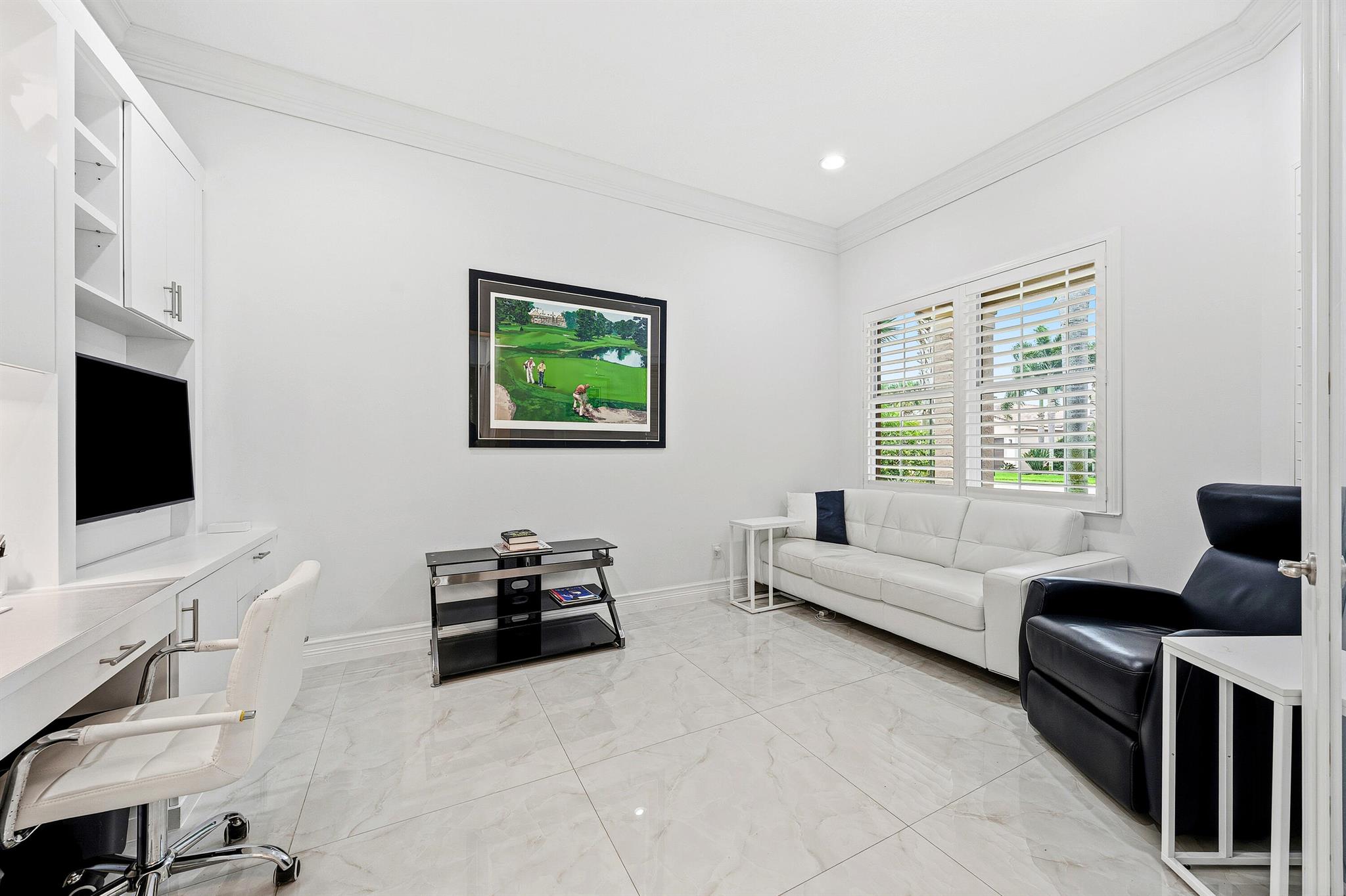 Valencia Cove - Residential