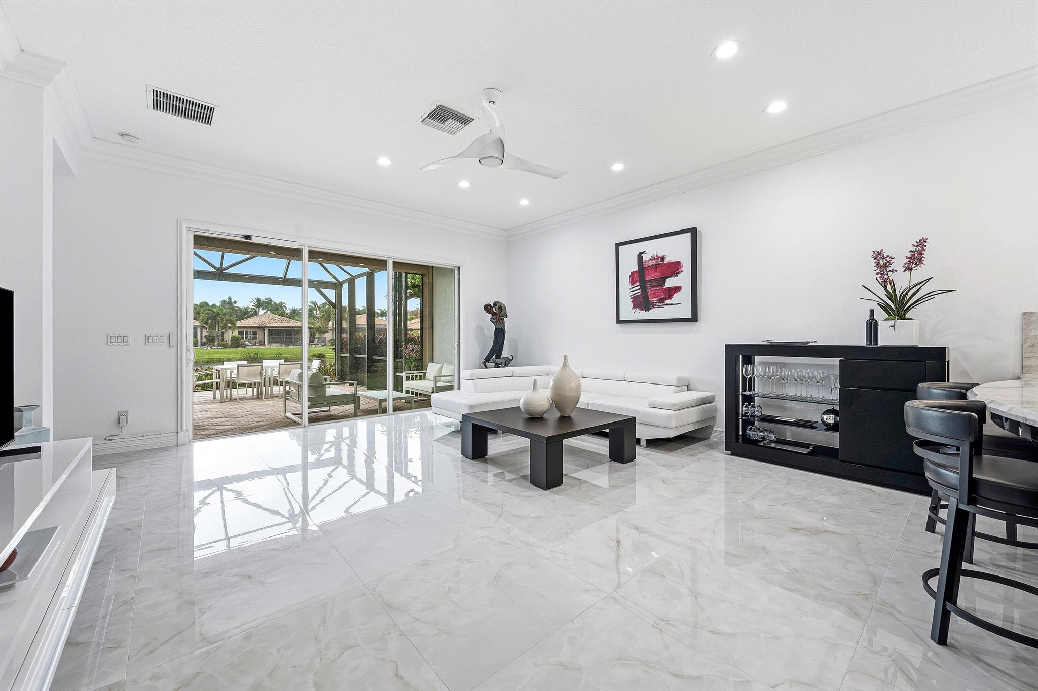 Valencia Cove - Residential