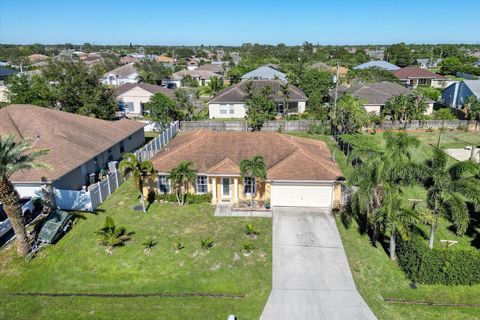 A home in Port St Lucie