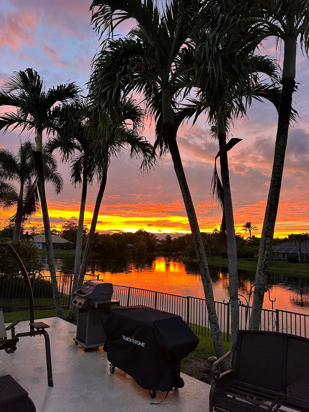 Photo of 118 Fernwood Crescent, Royal Palm Beach, FL 33411 (MLS # B26052516)