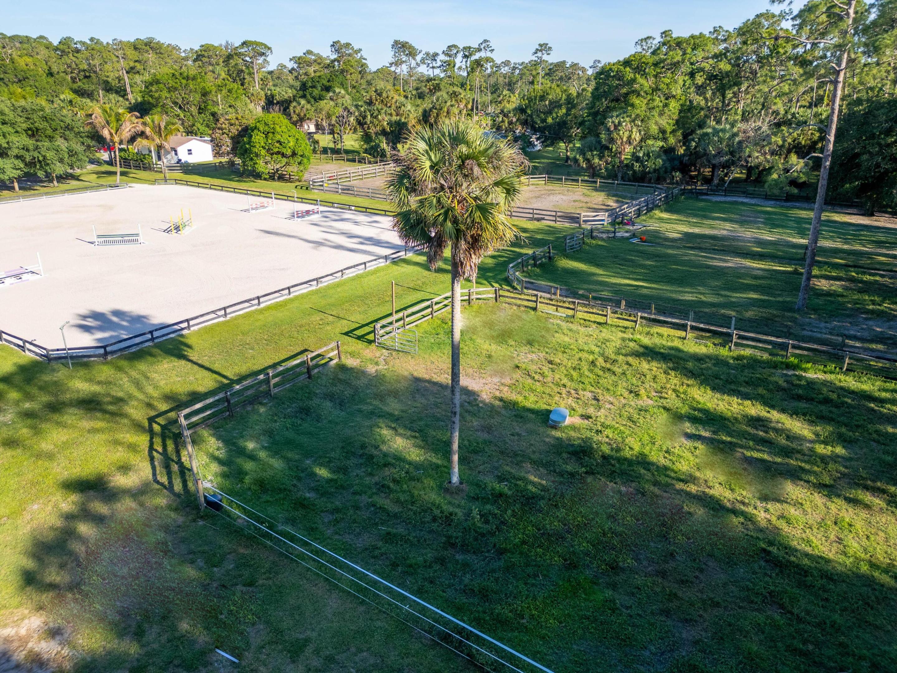 851 Hyde Park Road