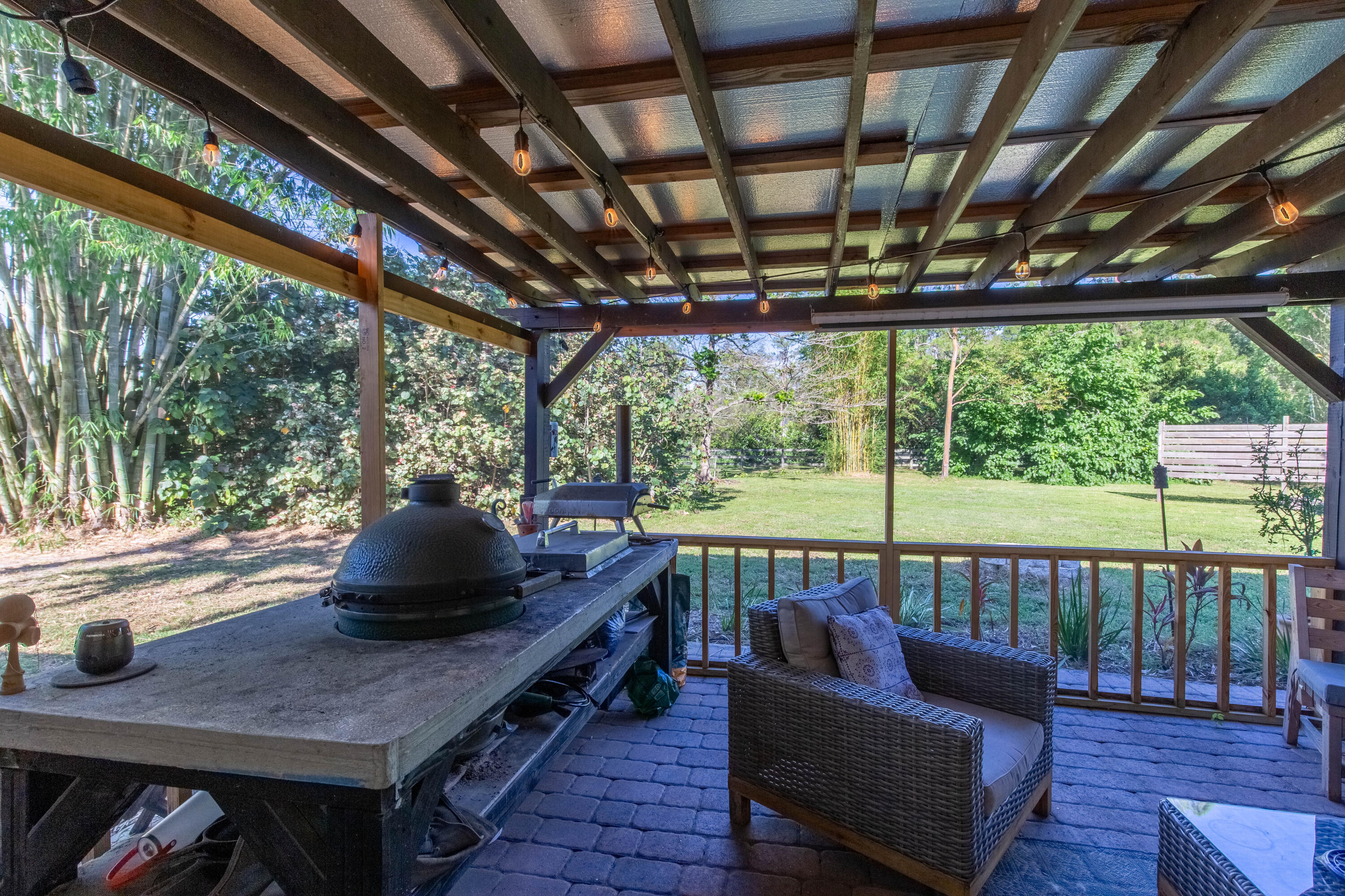 LOXAHATCHEE GROVES - Residential