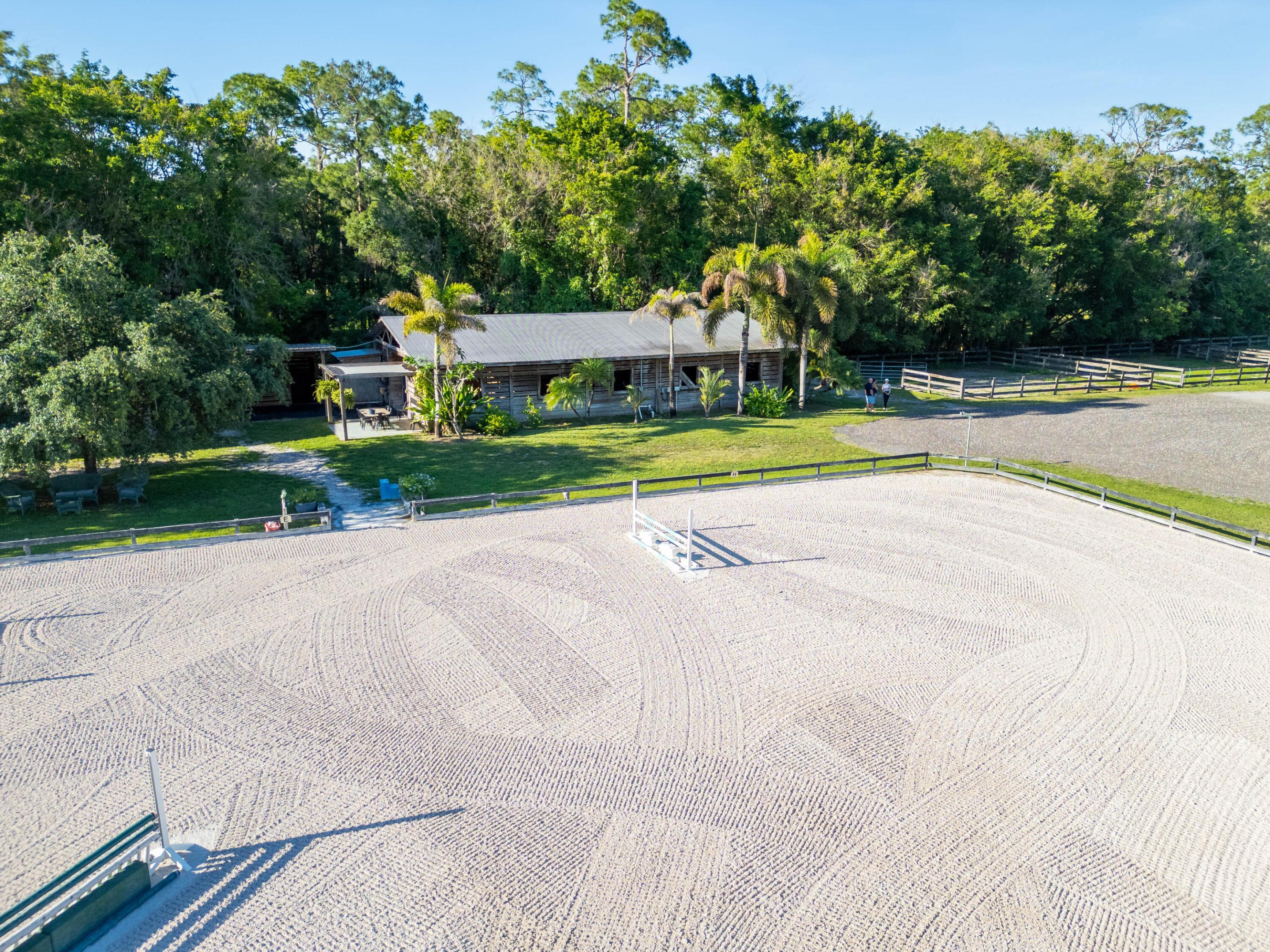 851 Hyde Park Road