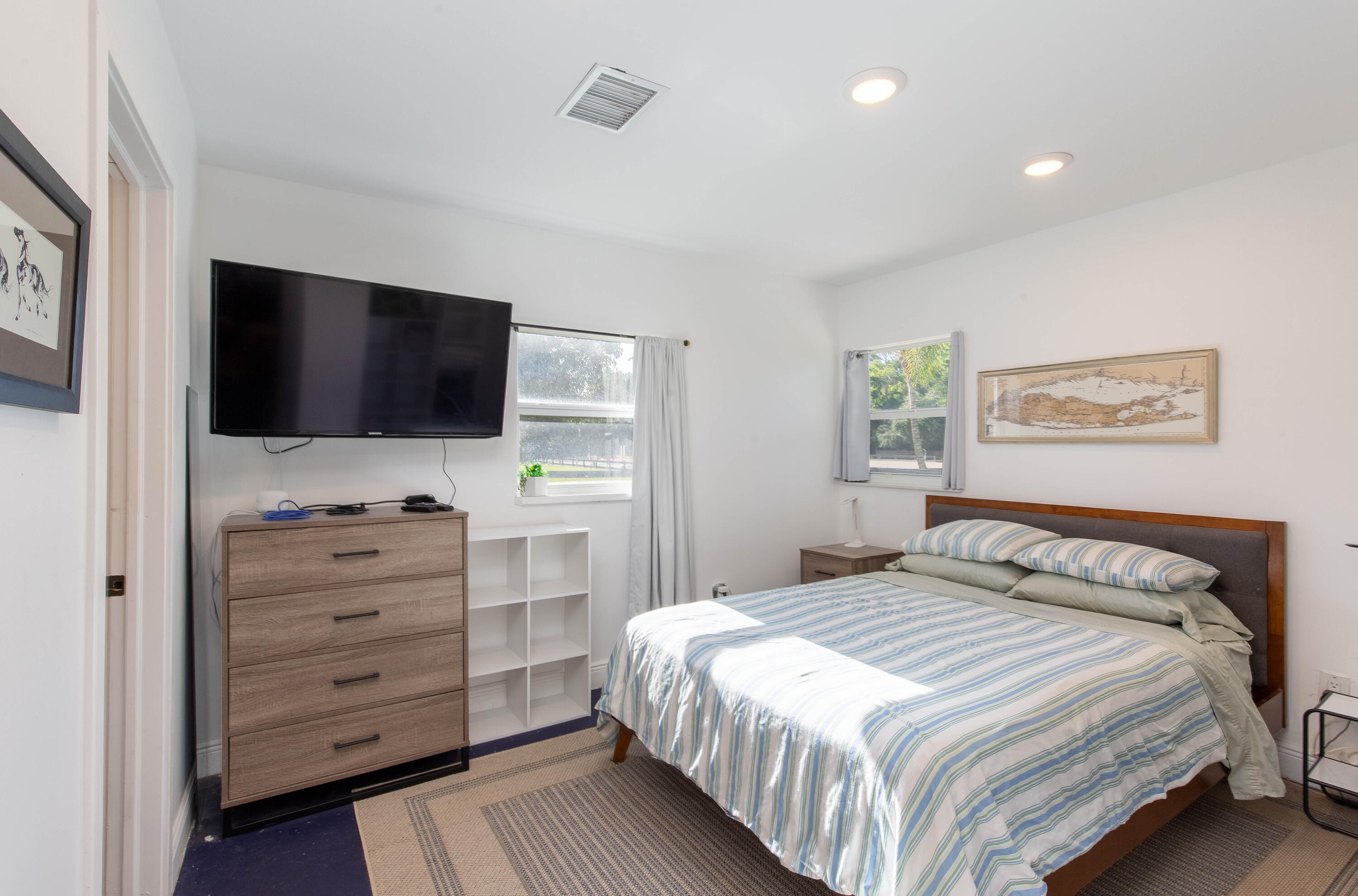 LOXAHATCHEE GROVES - Residential