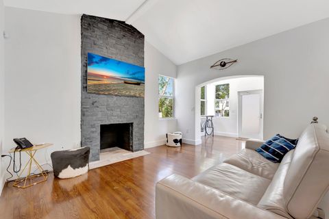 A home in Biscayne Park