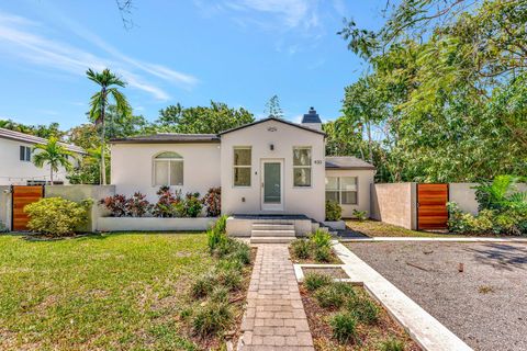 A home in Biscayne Park
