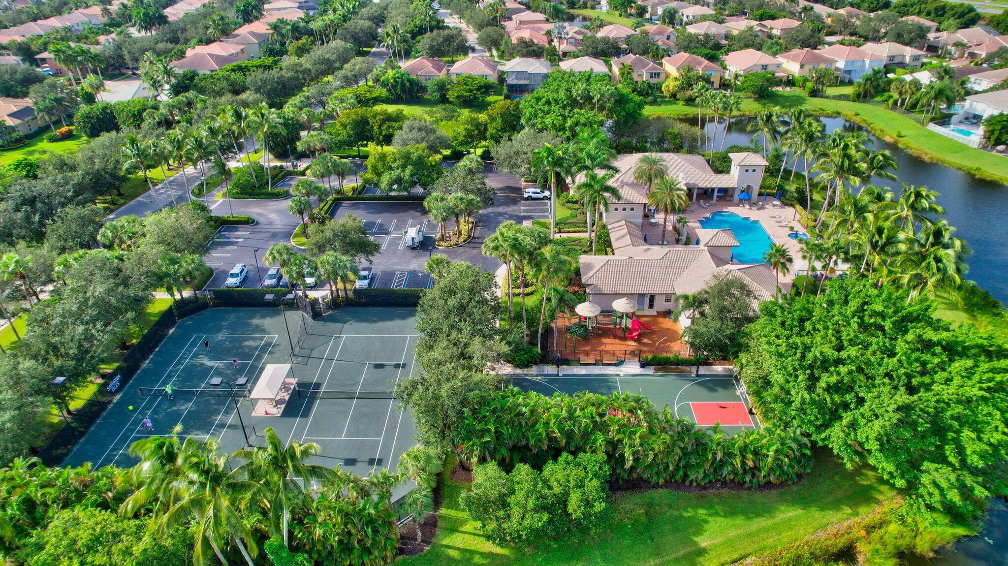SATURNIA ISLES 1 - Residential Lease