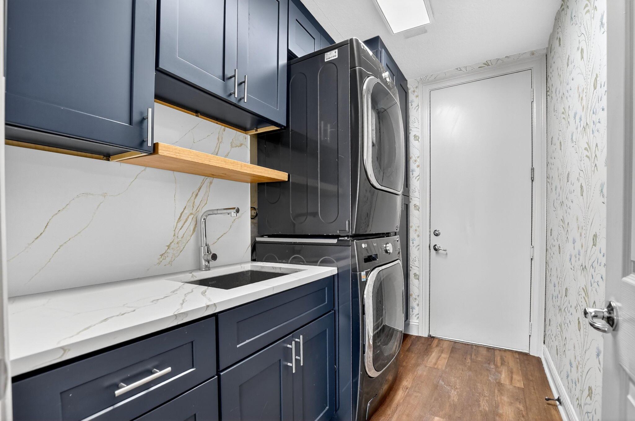 SATURNIA ISLES 1 - Residential Lease