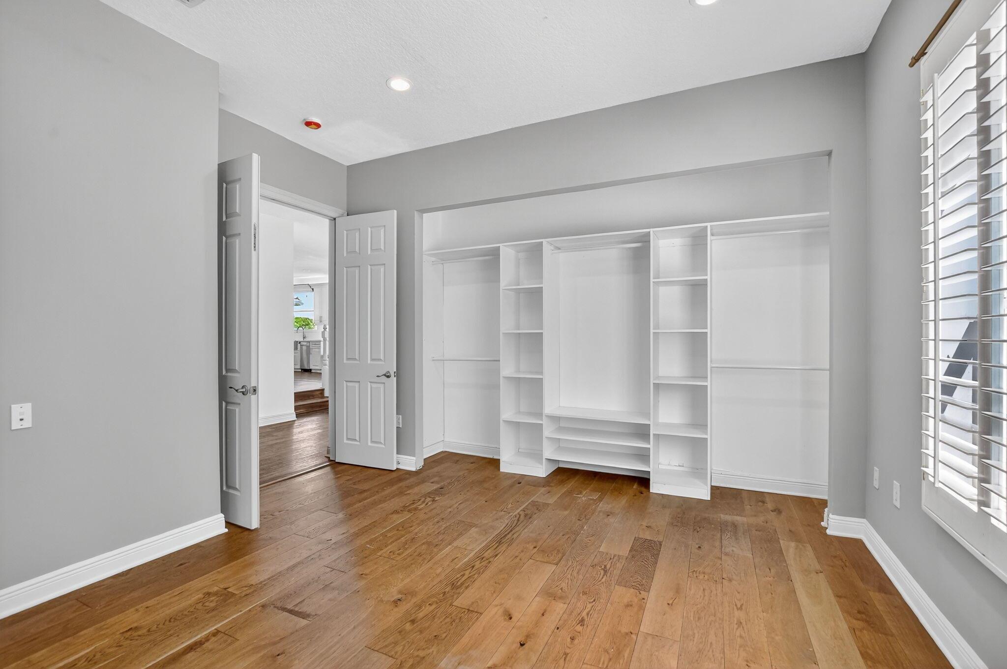 SATURNIA ISLES 1 - Residential Lease
